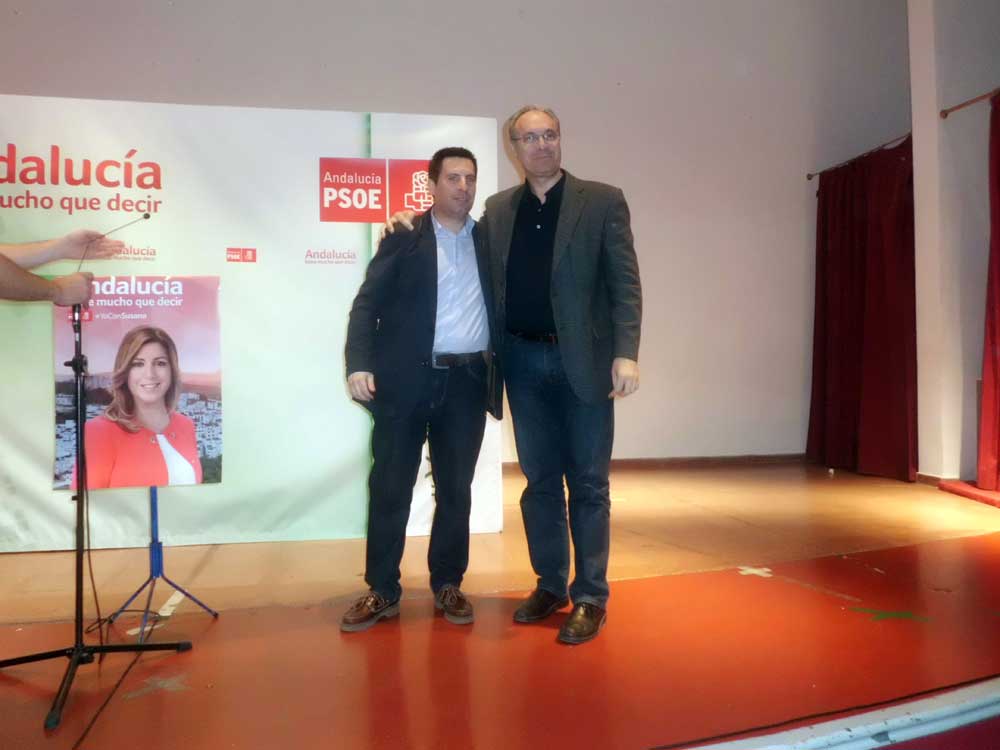 Exp�sito afirma que se presenta como candidato por �responsabilidad�