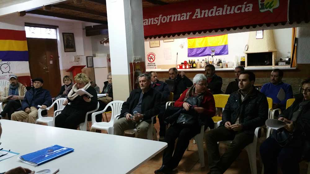 IU mantiene un encuentro con asociaciones