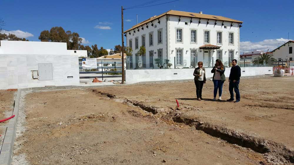 Mejoras en Plaza de la Direcci�n
