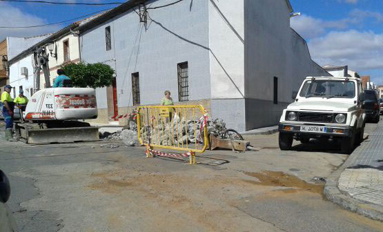 El distrito de Pe�arroya vuelve a tener suministro de agua