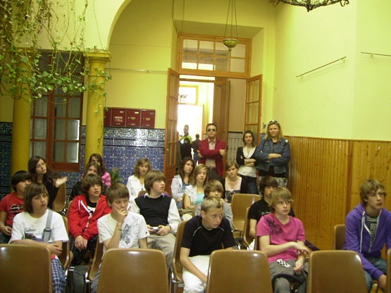 Alumnos del colegio franc�s Joseph Niel