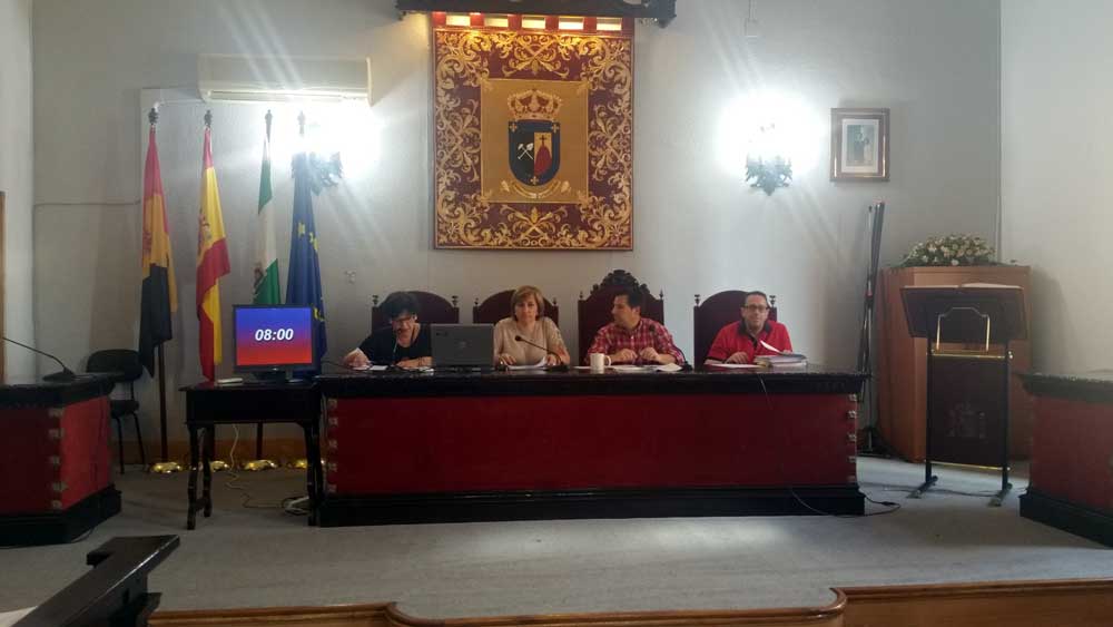 Pleno extraordinario en Pe�arroya del 10 de agosto