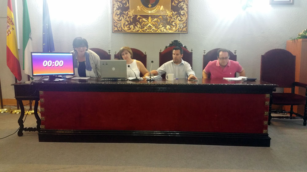 Solicitar la conversi�n de la N-432 en autov�a