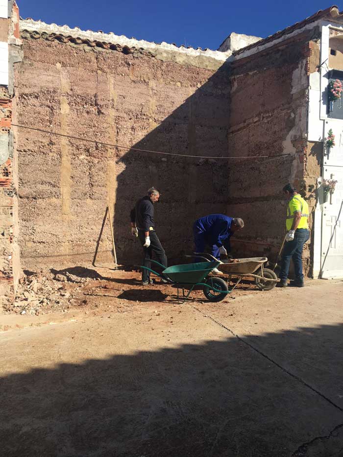 Construcci�n de 25 nichos en el cementerio de San Jorge