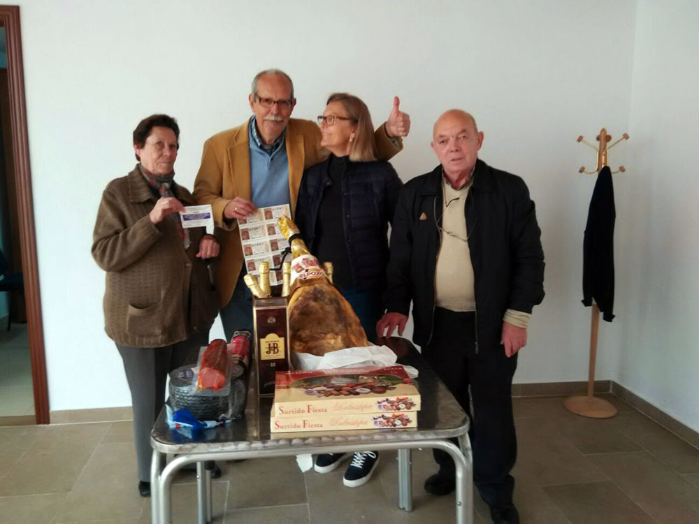 Rifa de la Asociaci�n de Vecinos El Pe��n