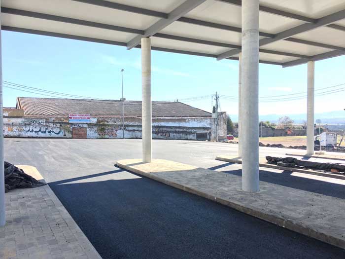 Comienzan los trabajos de construcci�n del muro de protecci�n y el asfaltado de la estaci�n