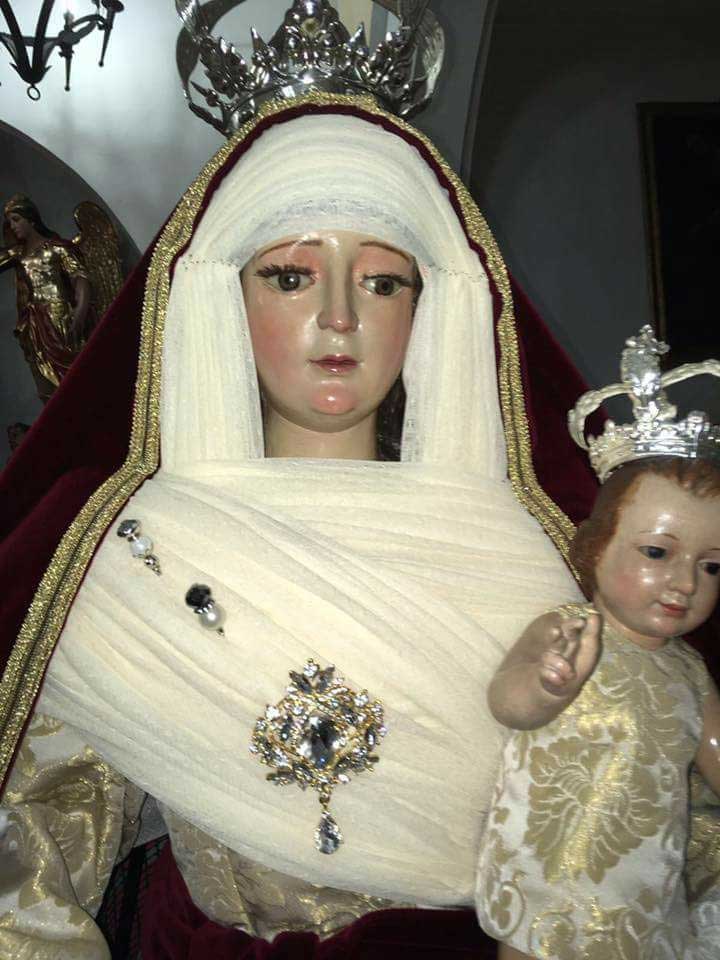 La Virgen de la Candelaria sale en procesi�n