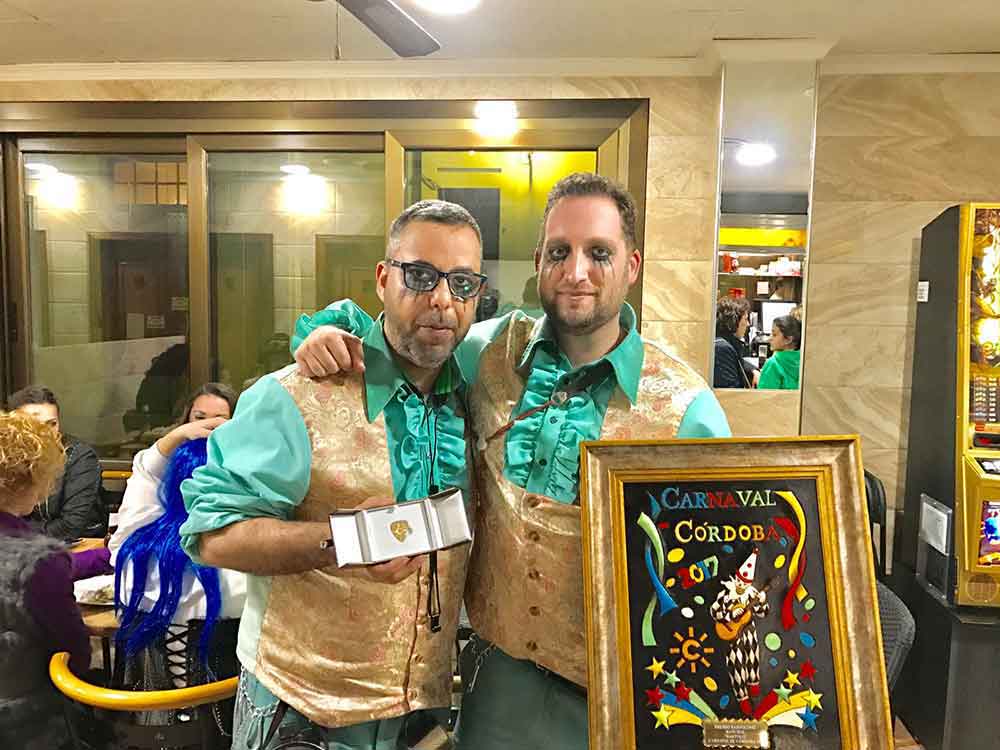 Comparsa de Pe�arroya-Pueblonuevo �Viajeros�