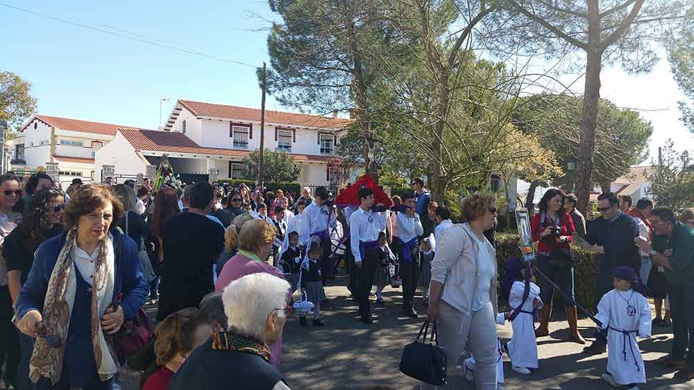 V�a Crucis de los alumnos de infantil del colegio Presentaci�n de Mar�a