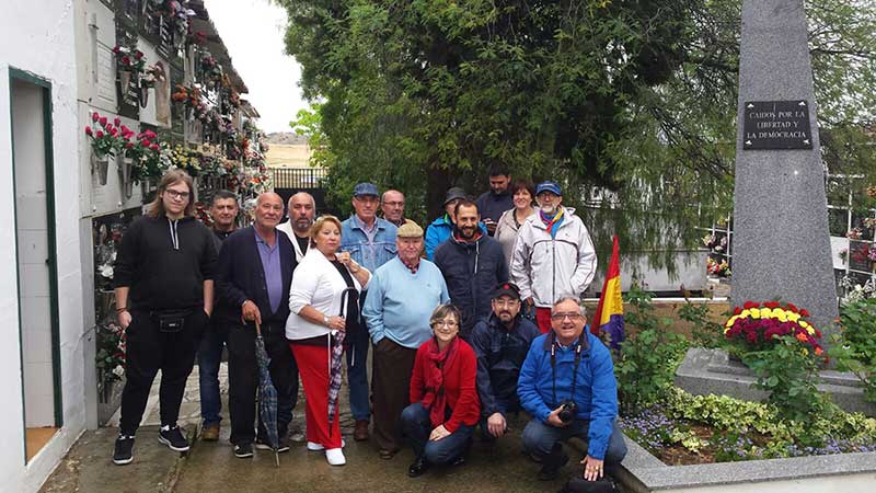 Izquierda Unida rinde homenaje a los ca�dos por la Rep�blica