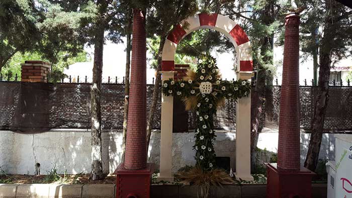 concurso de cruces de mayo 