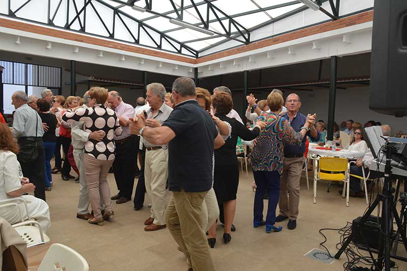 Jornada de Convivencia de la Asociaci�n de Vecinos El Pe��n