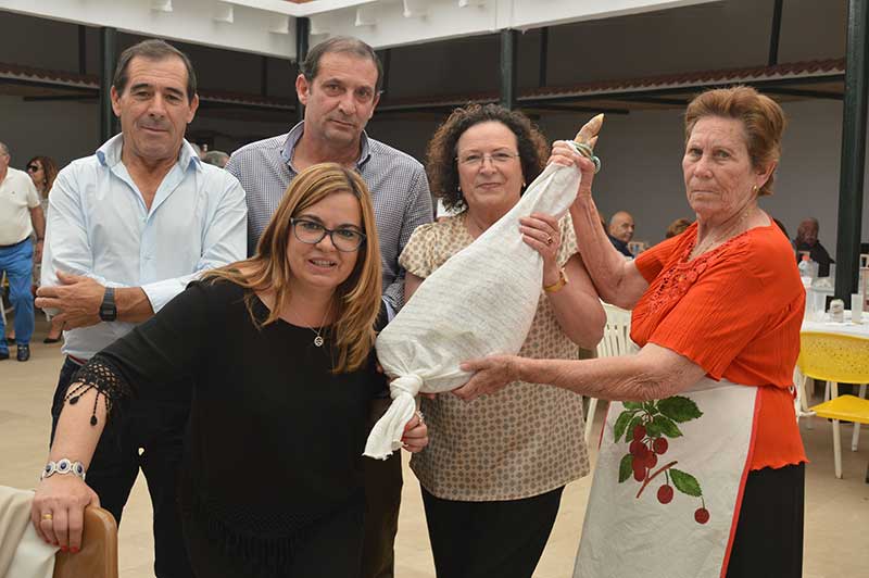 Jornada de Convivencia de la Asociaci�n de Vecinos El Pe��n