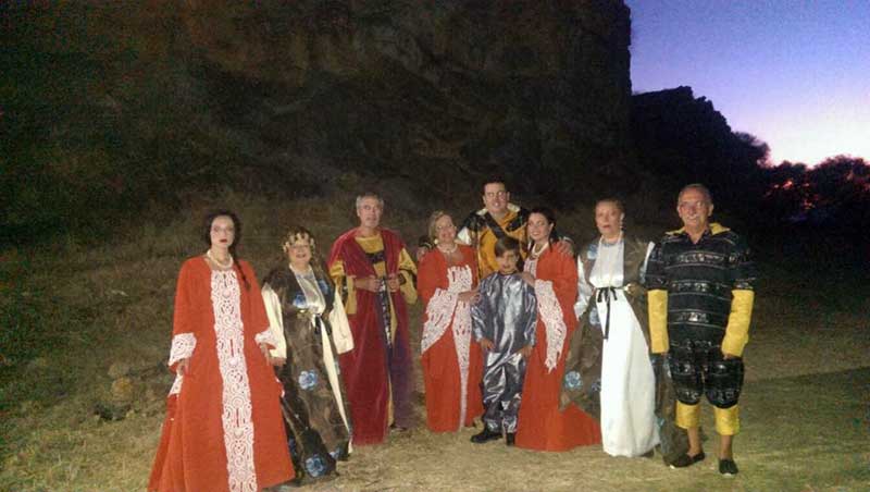 `Una mirada en el tiempo,  representada en Belmez