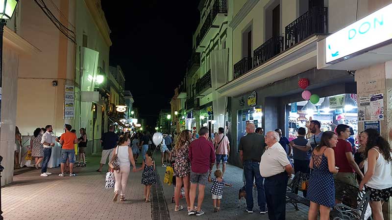 Primera edici�n de la shopping night