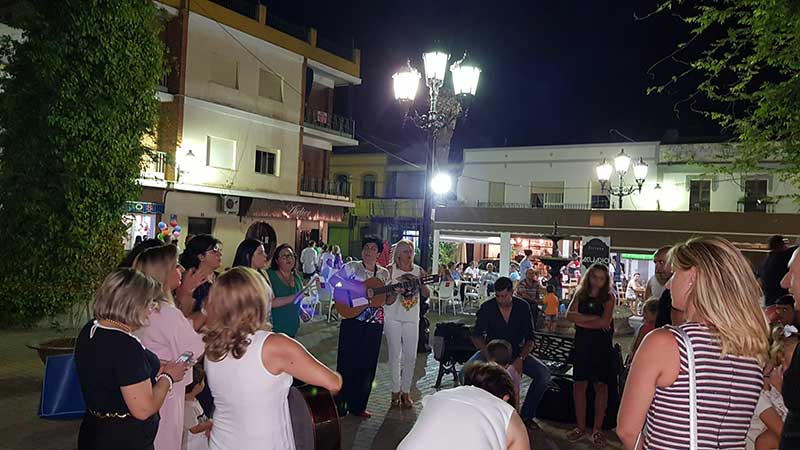 Primera edici�n de la shopping night