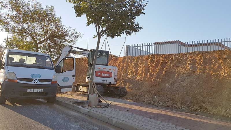 Una aver�a en la Ronda norte provoca el corte del suministro de agua