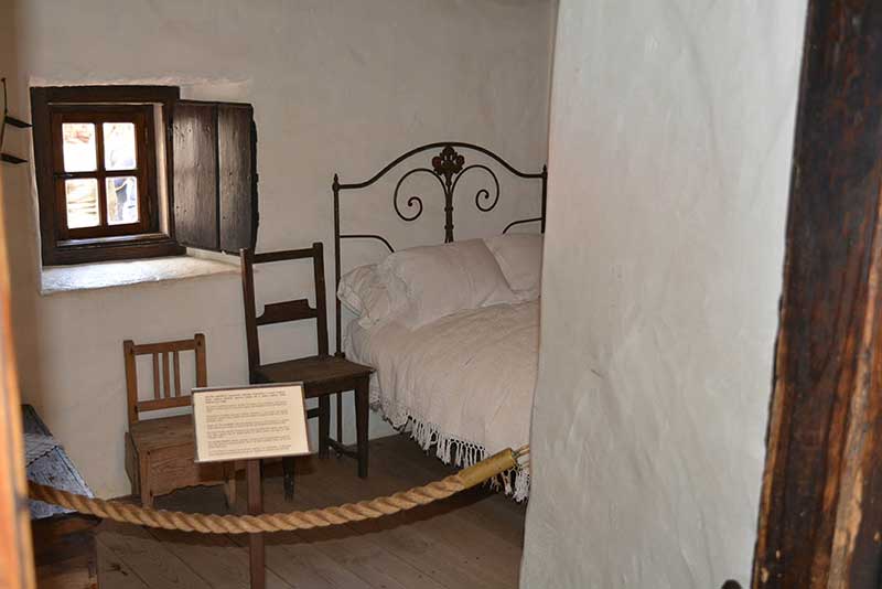 Componentes de la excursi�n en las explanadas de aparcamiento del Santuario de F�tima