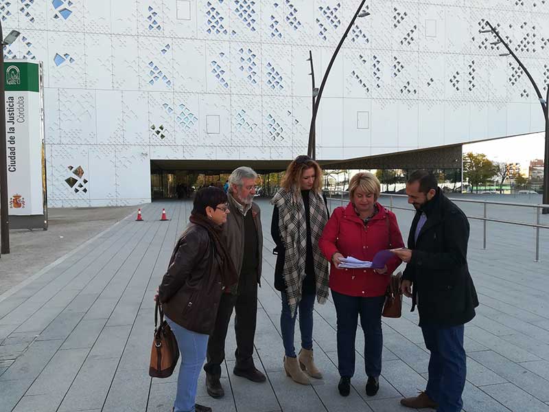 IU interpone un contencioso administrativo