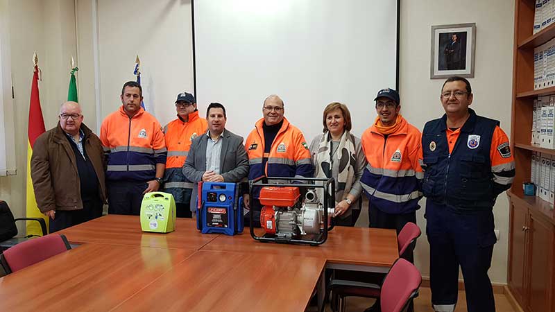 El Ayuntamiento hace entrega a Protección Civil del nuevo material