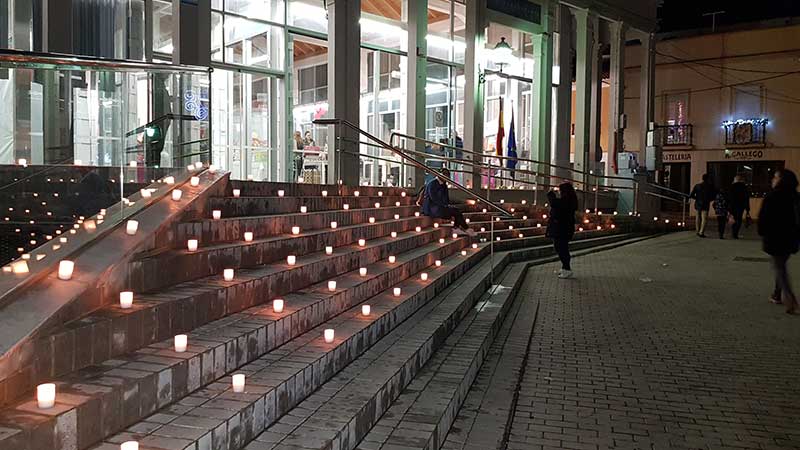 Pe�arroya celebra la segunda edici�n de la Noche de la Luz