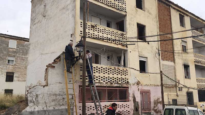 Derribo viviendas municipales de la calle Alfonso XII