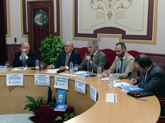 Rodrguez Moyano presenta Belmez en sus documentos III