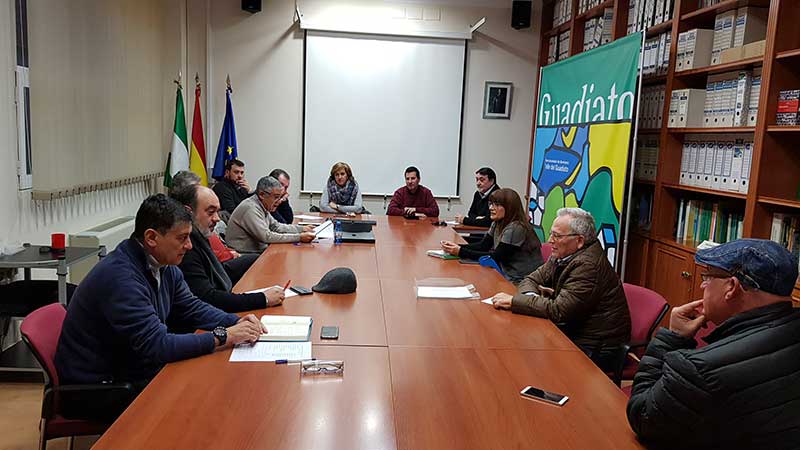 Plataforma ciudadana, partidos pol�ticos y sindicatos