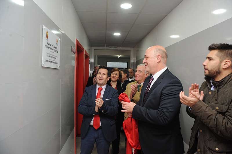 Concluye la remodelaci�n de los vestuarios del polideportivo municipal