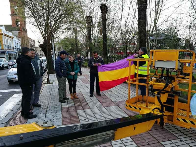 IU conmemora la proclamaci�n de la Segunda Rep�blica