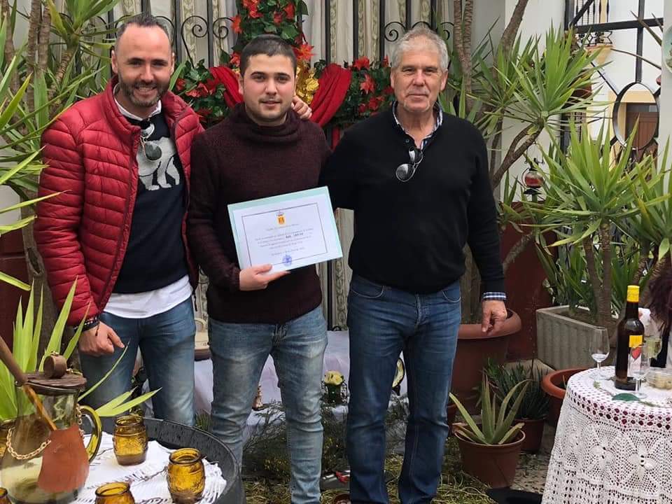 Entrega de premios del concurso de cruces de mayo en Belmez