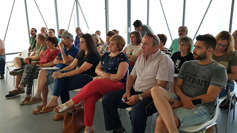 Las asambleas de IU y PSOE