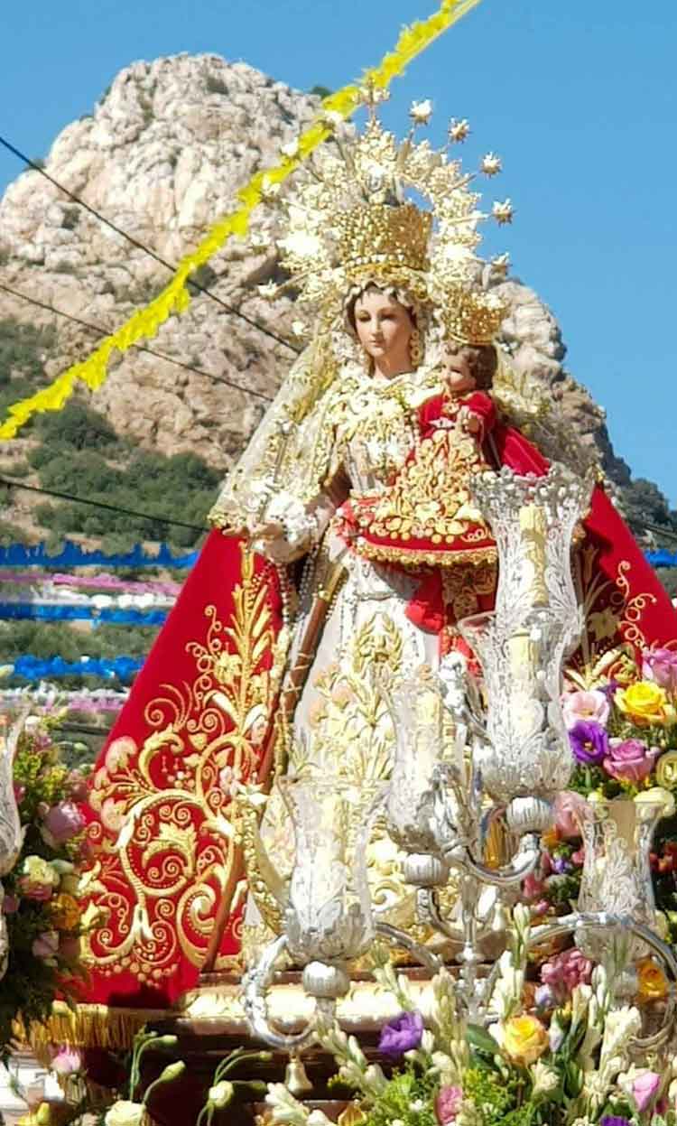 Procesi�n de la patrona de Pe�arroya-Pueblonuevo