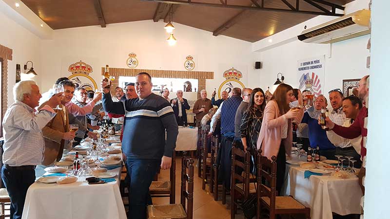 Encuentro de Pe�as del Real Madrid