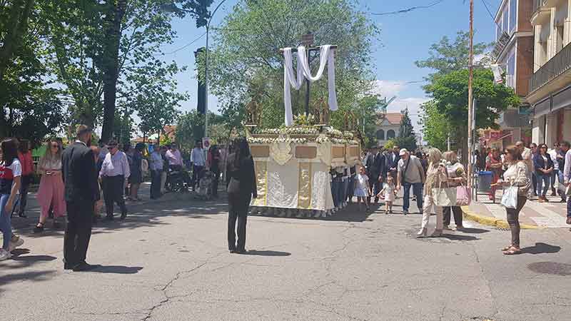 La Cruz Chiquita vuelve a recorrer las calles de la localidad