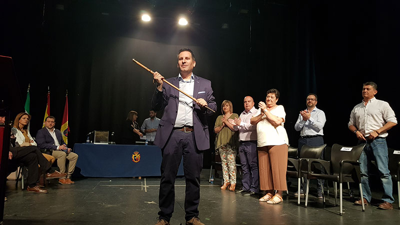 Jos� Ignacio Exposito es investido alcalde de Pe�arroya-Pueblonuevo 