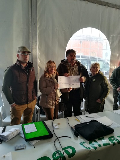 Donacin de la Sociedad de Cazadores