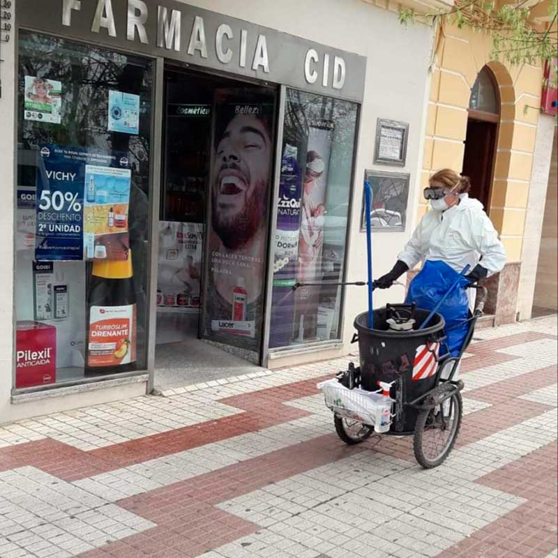 Inicia el proceso de desinfecci�n de las calles de la localidad