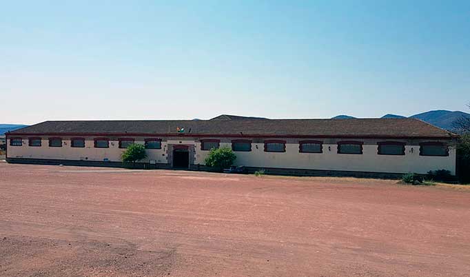 Instalaci�n de aseos modulares en el Almac�n Central