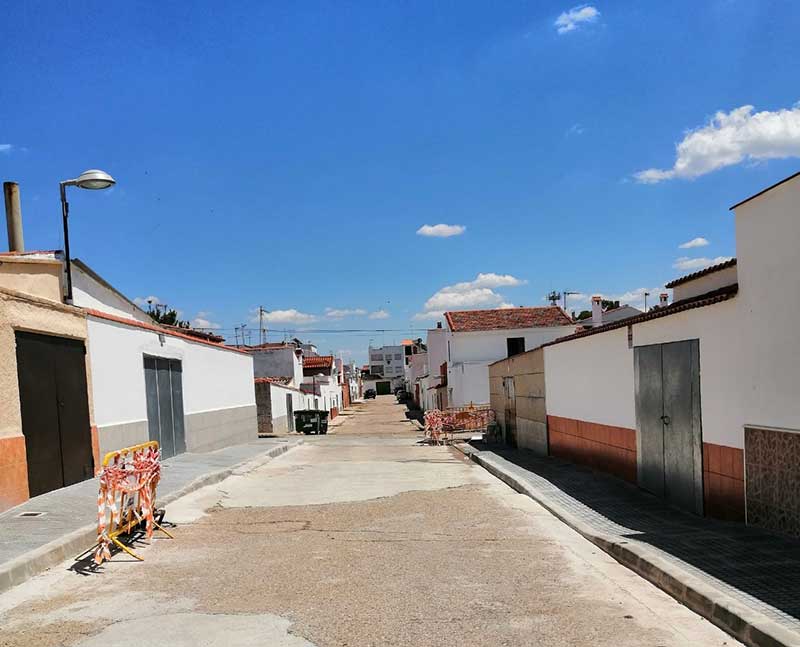 Obras del callej�n trasero a la avenida