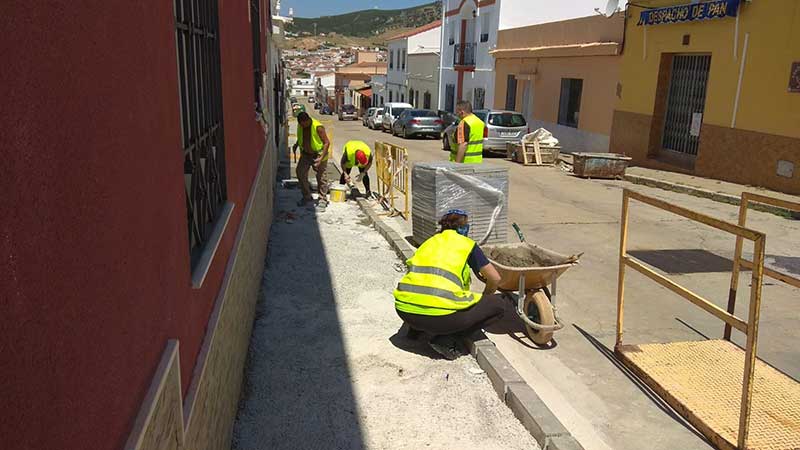 El Ayuntamiento retoma las obras PFEA