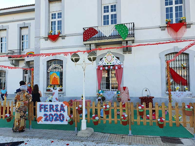 Concurso de decoraci�n de puertas rejas y balcones