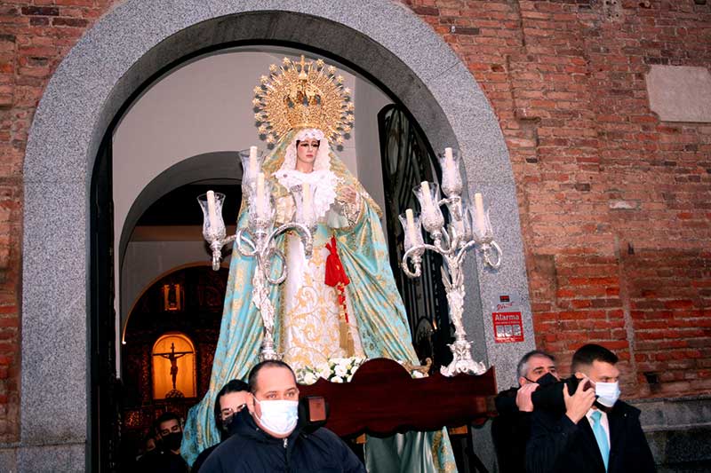 Rosario de la Aurora en Pearroya-Pueblonuevo