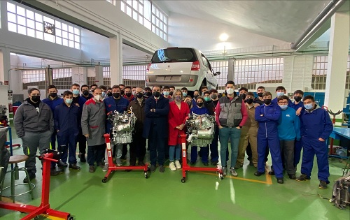 Dos motores nuevos cedidos por Renault 