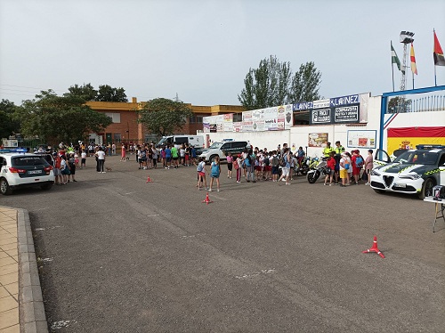 La Guardia Civil presenta varias de sus especialidades