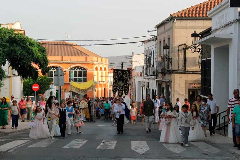 Procesin Corpus Christi en Pearroya
