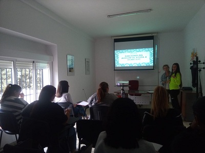 Curso sobre funciones de la auxiliar de ayuda a domicilio
