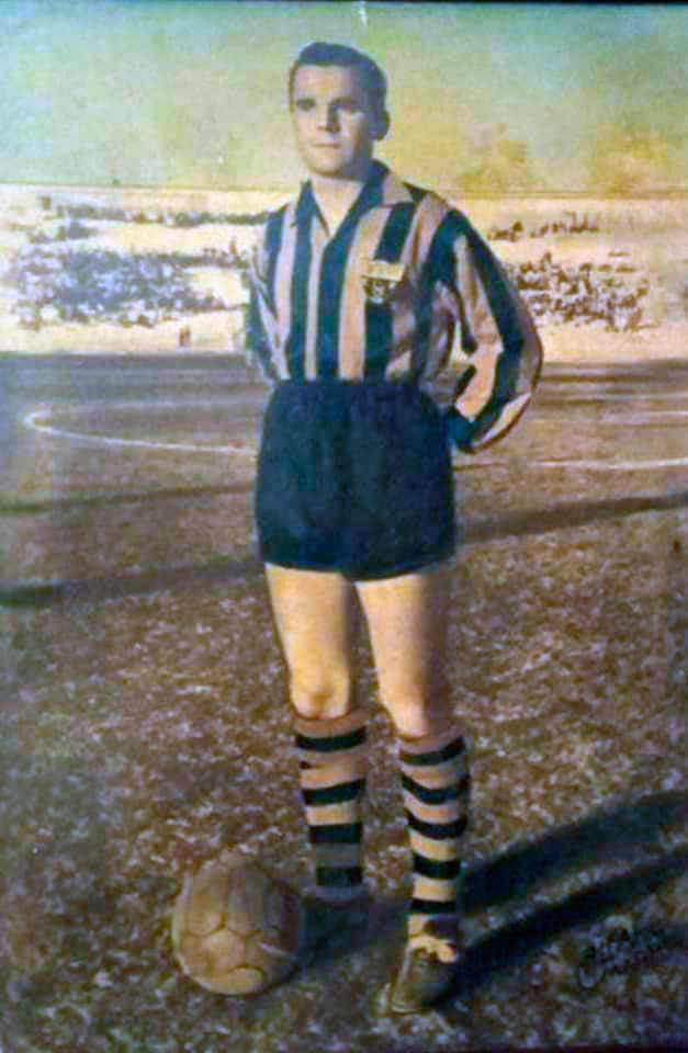 Villanueva de Córdoba despide a Carmonilla