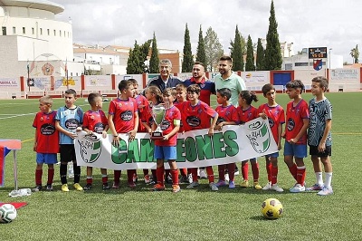 El Equipo Benjamín ha sido Campeón de Liga y Copa