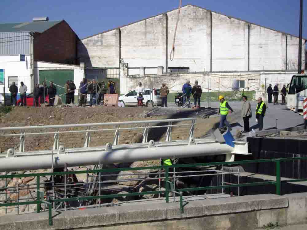 Corte por las obras del puente